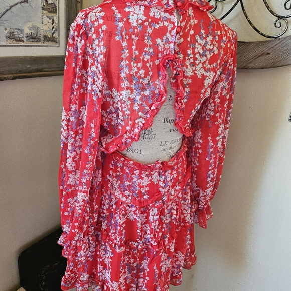 Red Floral Ruffle Open Back Dress M Medium Long Balloon Poof Sleeve - Picture 10 of 11